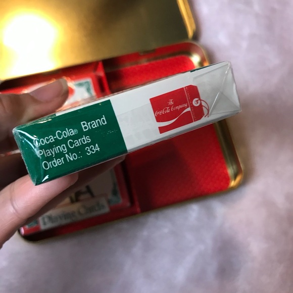 Coca-Cola Santa Claus Playing Cards in Tin - Picture 11 of 16